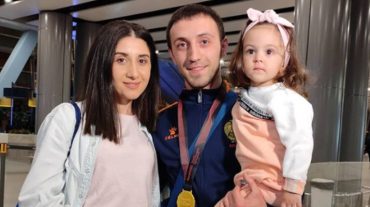 «Աղջկաս ծննդից հետո հաջողություններս եռապատկվեցին». մարմնամարզիկ Արթուր Դավթյան