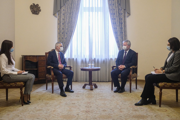 Մհեր Գրիգորյանն ու Գերմանիայի դեսպանն անդրադարձել են տրանսպորտային ուղիների ապաշրջափակման ուղղությամբ տարվող աշխատանքներին