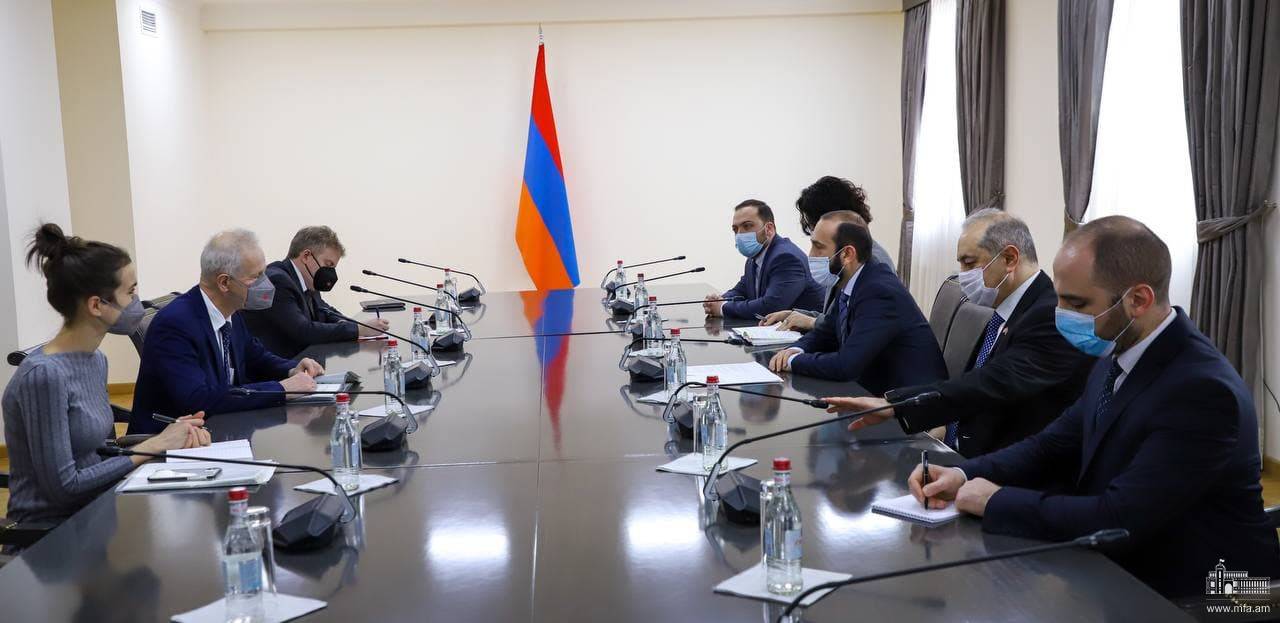 Արարատ Միրզոյանն ընդունել է Եվրոպայում և ԵՄ-ում Կանադայի հատուկ բանագնաց Ստեֆան Դիոնին