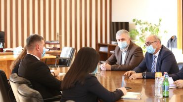 Գնել Սանոսյանն ընդունել է «Վորլդ Վիժն Հայաստան» ծրագրի տնօրենի գլխավորած պատվիրակությանը