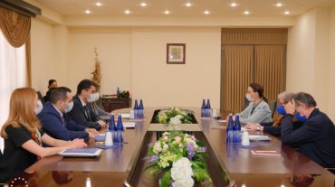 ԵՄ դեսպանն ու Երևանի քաղաքապետը քննարկել են Կանաչ Երևանի շրջանակում առկա համագործակցությունը