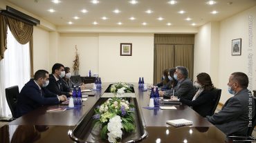 Քաղաքապետ Հրաչյա Սարգսյանը հանդիպումներ է ունեցել ԱԶԲ և ՎԶԵԲ հայաստանյան գրասենյակների ներկայացուցիչների հետ
