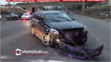 Երևանում բախվել են Ford-ն ու Mercedes-ը