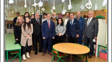 Զարեհ Սինանյանը Նիցցայում այցելել է Սուրբ Մարիամ Աստվածածին եկեղեցի և «Պարսամեան» հայկական ամենօրյա դպրոց