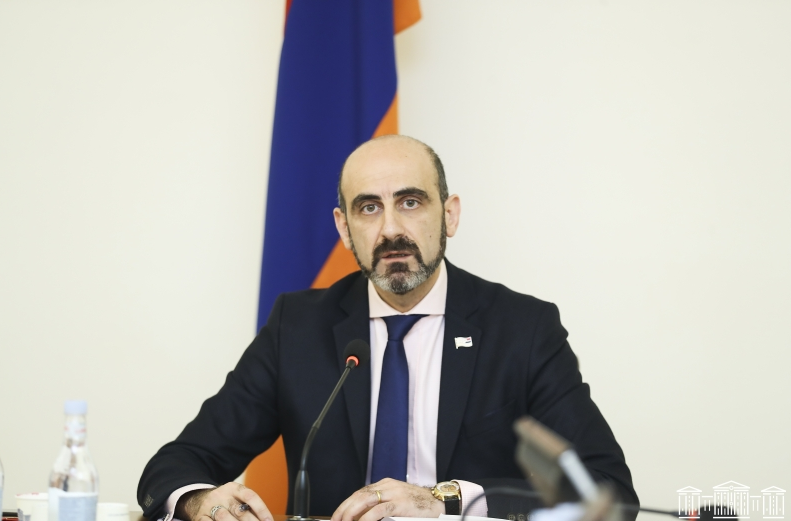 Առողջապահության հարցերի մշտական հանձնաժողովը դրական եզրակացություն է տվել երկրորդ ընթերցմամբ քննարկվող նախագծերին