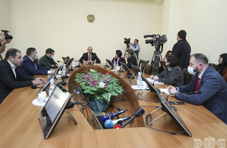 Փոփոխություններ և լրացում «Բնակչության բժշկական օգնության և սպասարկման մասին» օրենքում