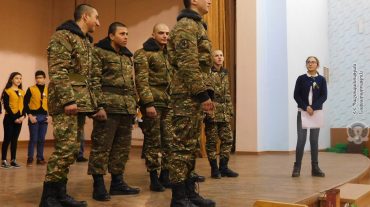 Դպրոցականներն այցելել են զորամաս