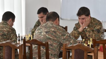 Զինծառայողների մասնակցությամբ անցկացվում է շախմատի առաջնություն