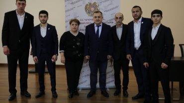 Կարեն Գիլոյանը մարզական կոչումներ է շնորհել մի շարք մարզիկների