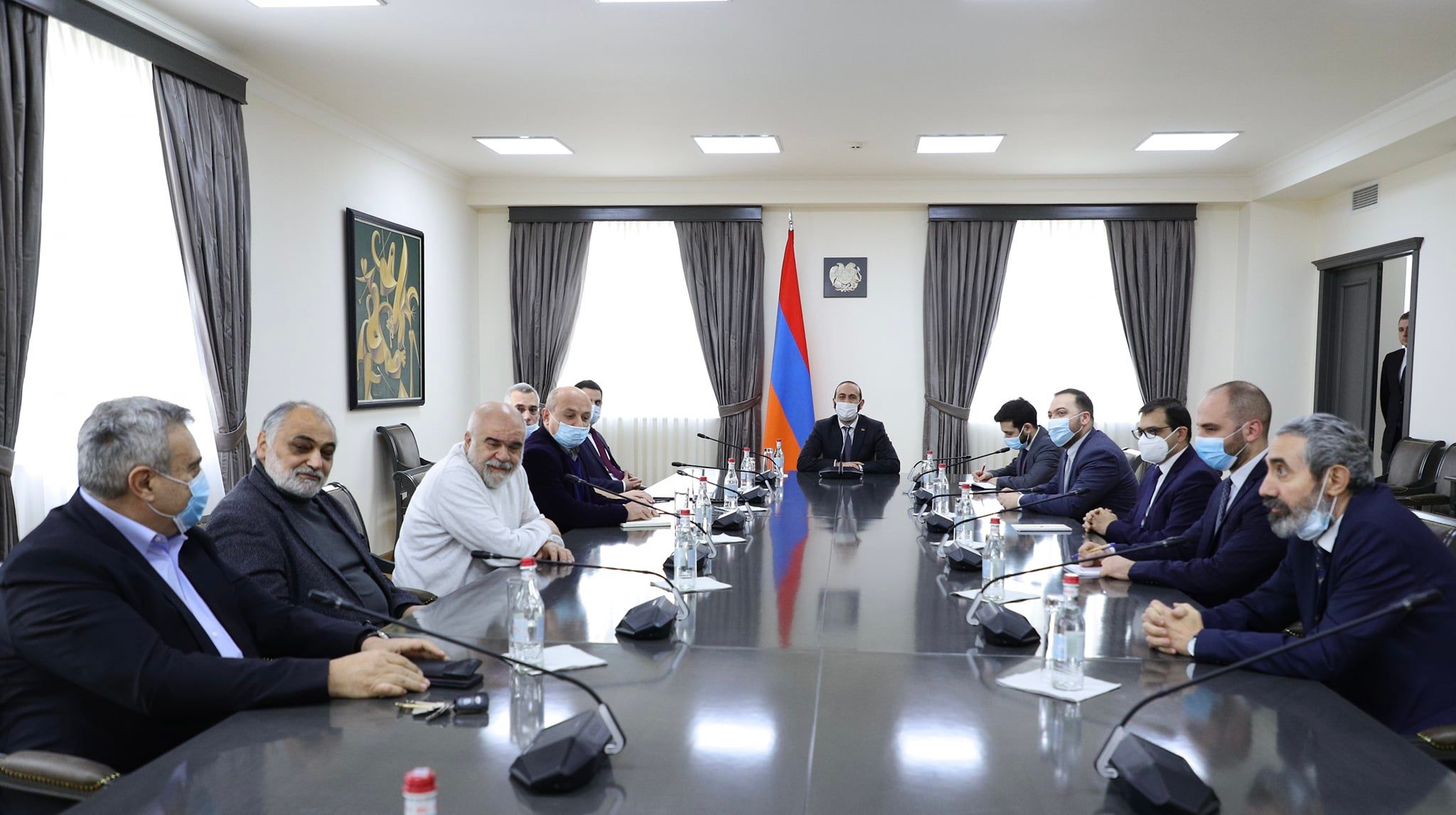 ԱԳ նախարարը Հայաստան-Թուրքիա հարաբերությունների կարգավորման գործընթացը քննարկել է Ռուբեն Ռուբինյանի և փորձագիտական հանրույթի ներկայացուցիչների հետ