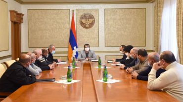 Արցախի նախագահն ընդունել է Արցախյան երրորդ պատերազմում զոհված և անհետ կորած զինծառայողների հարազատների միության անդամներին