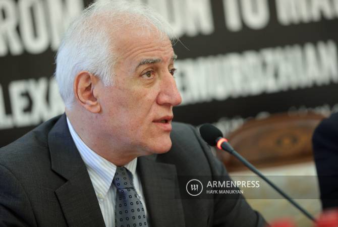 Կառավարության օրակարգում համար առաջին հարցը սպասվող գնաճի դեմն առնելն է․ Վահագն Խաչատուրյան