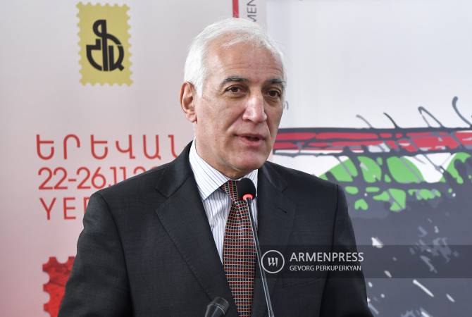 Գոյություն ունի պետական արարողակարգ․ Խաչատուրյանը՝ ՀՀ նախկին նախագահներին իր երդման արարողությանը հրավիրելու մասին