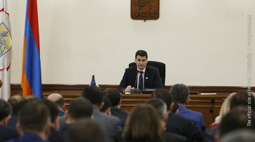Երևանի քաղաքապետը հորդորել է խիստ հսկողություն իրականացնել վարորդների աշխատանքի նկատմամբ