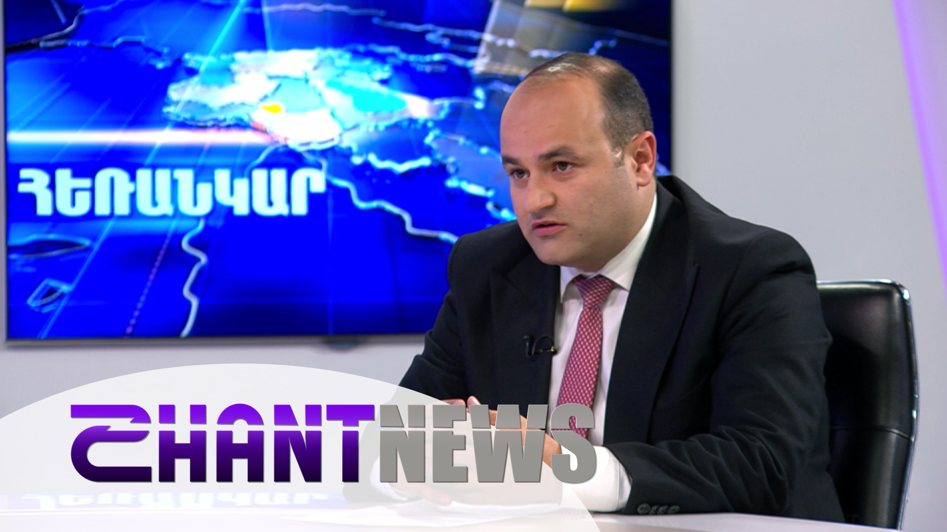 Ինչքանո՞վ են բարձրացրել և պատրաստվում բարձրացնել կենսաթոշակները, աշխատավարձներն ու նպաստները. զրույց նախարարի հետ