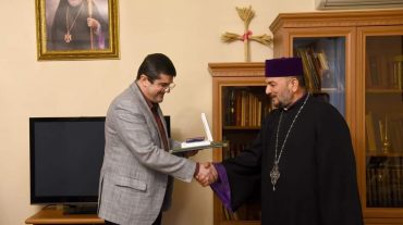 Նախագահ Հարությունյանը Վրթանես եպիսկոպոս Աբրահամյանին է հանձնել «Վաչագան Բարեպաշտ» մեդալ