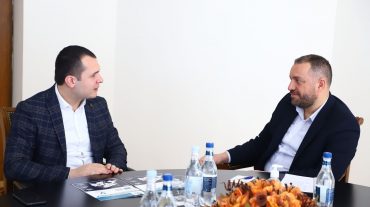 Վահան Քերոբյանը հանդիպում է ունեցել գործարարների հետ