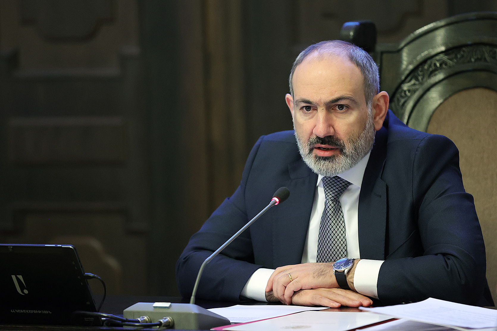 Վարչապետը ՀՀ կառավարության նիստում անդրադարձել է Ֆրանսիա կատարած աշխատանքային այցին և այն գնահատել հաջողված