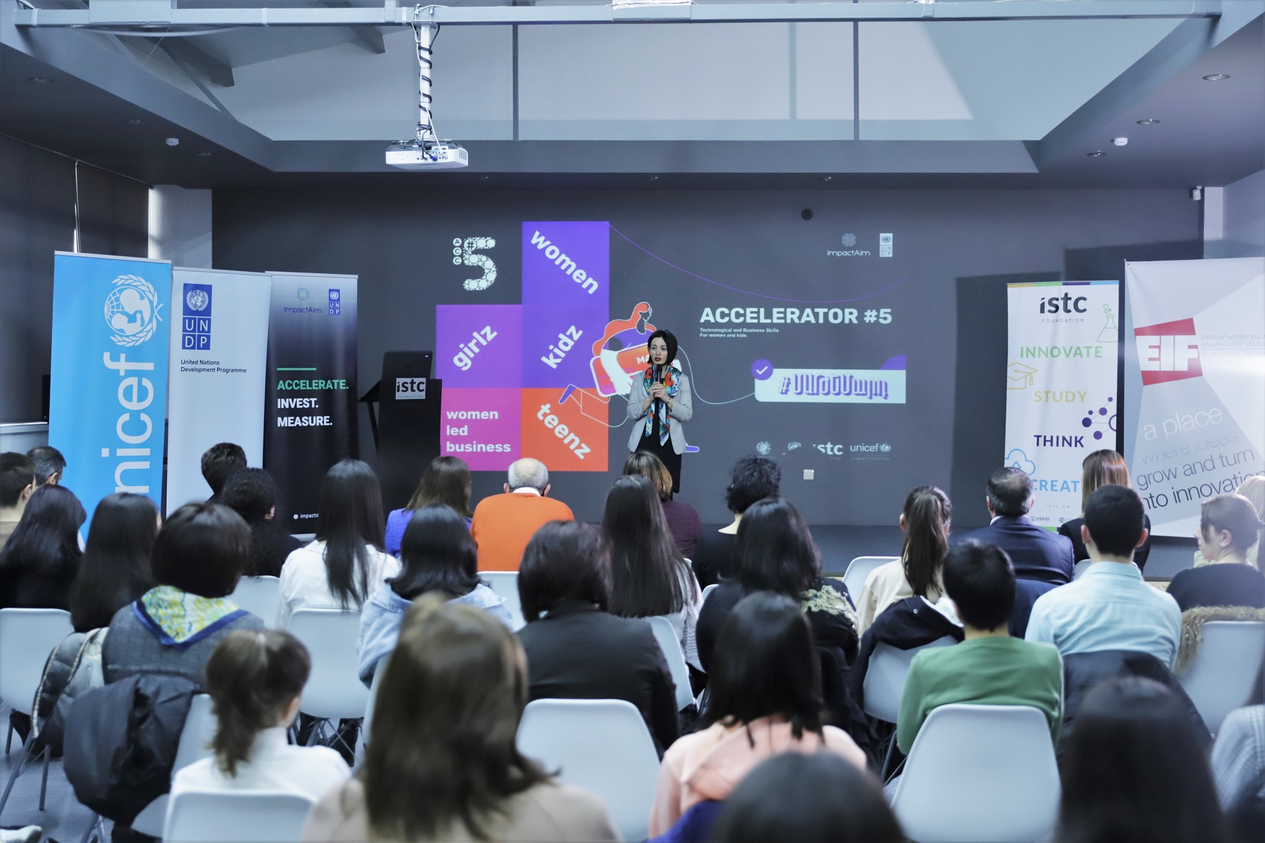 Մարտի 14-ը Մաթեմատիկայի միջազգային օրն էր. ամփոփվել է «ՄԱԹԵՄարդ» արշավը