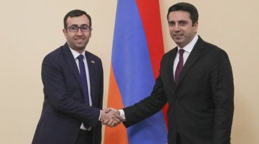 Ալեն Սիմոնյանն ընդունել է Արցախի խորհրդարանականներին