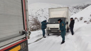 Փրկարարներն արգելափակումից դուրս են բերել 310 ավտոմեքենա և 653 քաղաքացու ցուցաբերել համապատասխան օգնություն