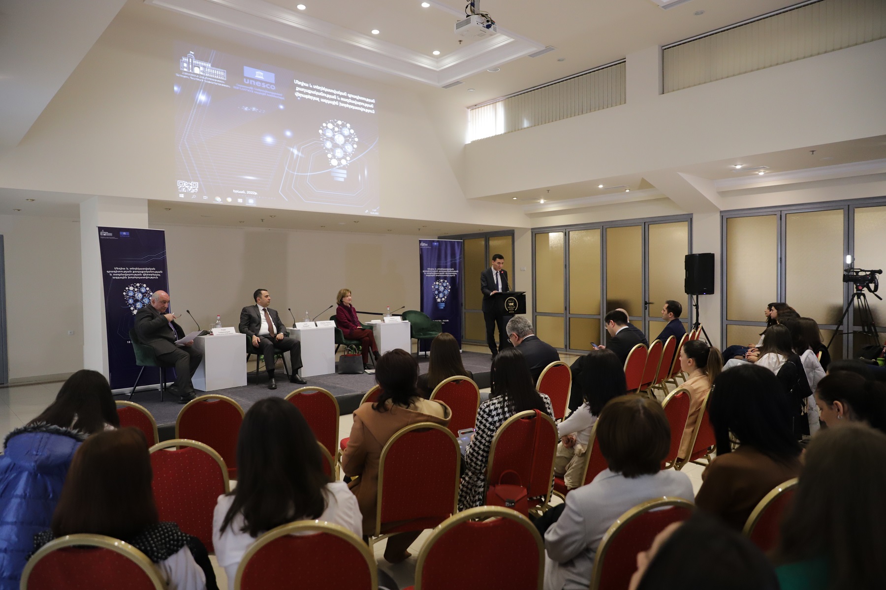 Տեղի է ունեցել ապատեղեկատվության դեմ պայքարին նվիրված համաժողով