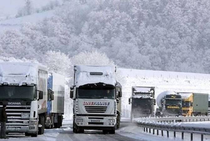 Լարսի անցակետը փակ է․ ռուսական կողմում կուտակված է մոտ 375 բեռնատար