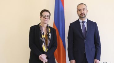 Ադրբեջանի սադրիչ գործողությունները վտանգում են տարածաշրջանային կայունությունն ու խաղաղությունը. Աղաջանյանը՝ Անն Լույոյին