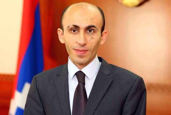 Առանց շահերի ու լծակների ամուր համակարգի՝ միջազգային հանրությունը պարզապես նվերներ բերող ու գեղեցիկ բարեմաղթանքներ շռայլող Ձմեռ պապիկ է… Արտակ Բեգլարյան