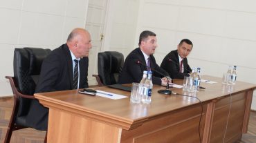 ՀՀ ՏԿԵ նախարար Գնել Սանոսյանը պաշտոնապես ներկայացրել է Սյունիքի մարզպետ Ռոբերտ Ղուկասյանին