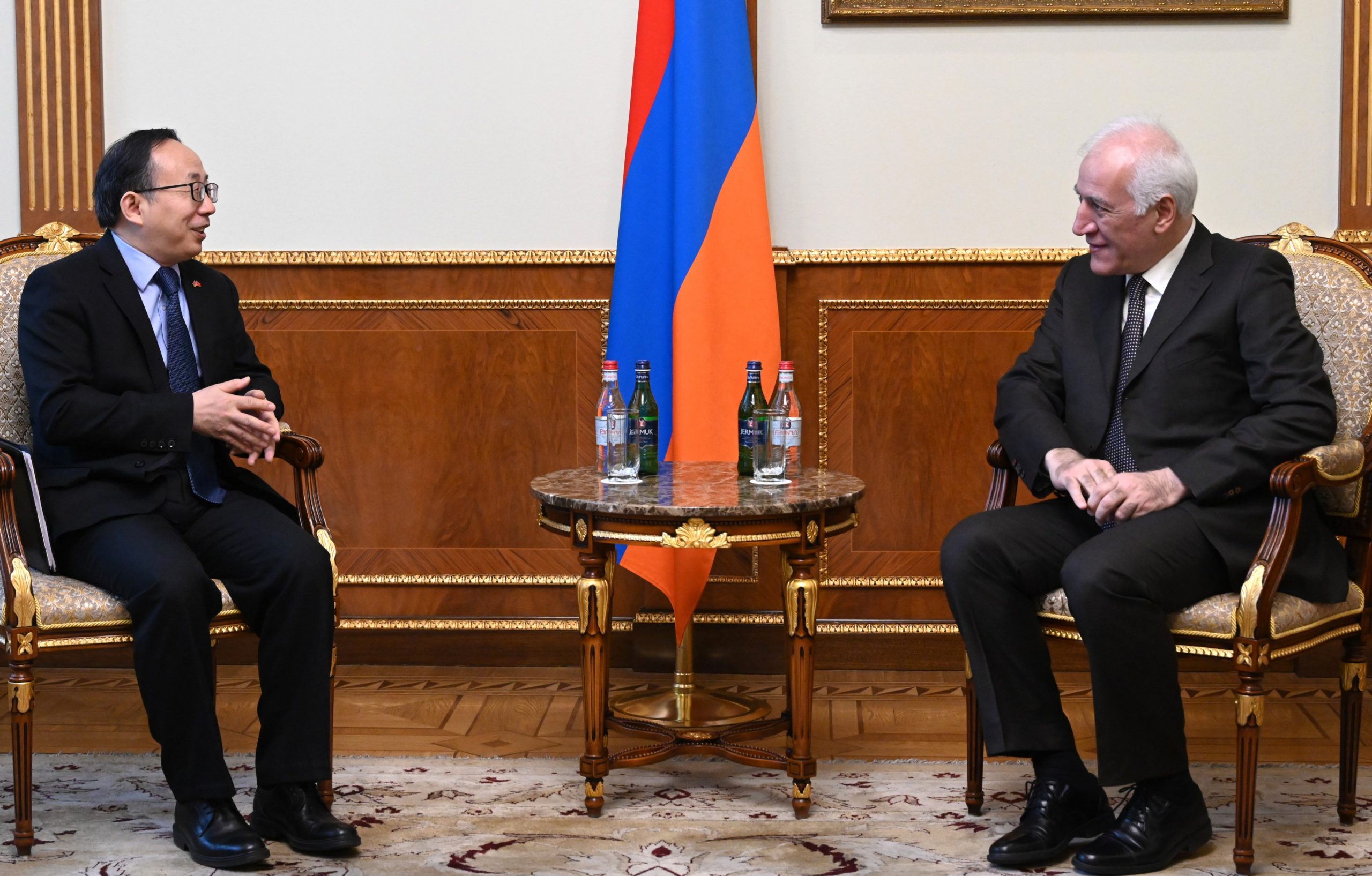 Նախագահ Վահագն Խաչատուրյանը Չինաստանի դեսպանի հետ քննարկել է համագործակցության հեռանկարային ուղղությունները