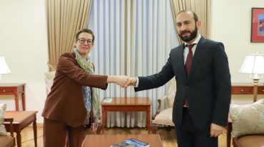 Արարատ Միրզոյանը և Ֆրանսիայի դեսպանը քննարկել են Ադրբեջանի զինուժի ներխուժման հետևանքով Լեռնային Ղարաբաղում ստեղծված իրավիճակը