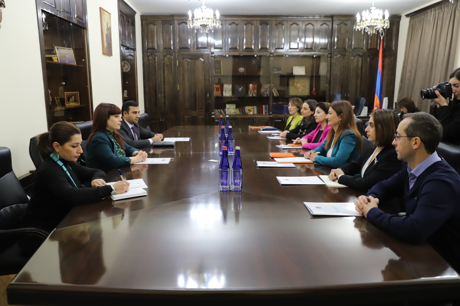 ՄԱԿ-ի Բնակչության հիմնադրամի հայաստանյան գրասենյակի ներկայացուցիչները   քննարկել են Շիրակի մարզում տնտեսական ու սոցիալական նախաձեռնությունների հարցերը