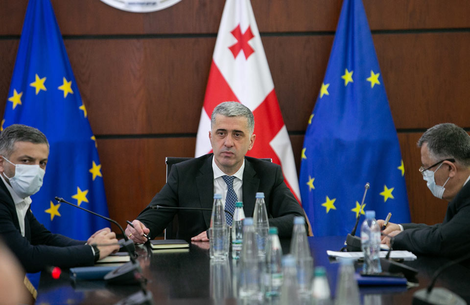 Վրաստանն ունի սննդամթերքի և առաջին անհրաժեշտության ապրանքների բավարար պաշար. գյուղատնտեսության նախարար