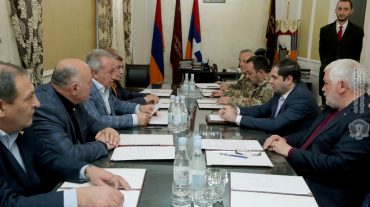 ՀՀ պաշտպանության նախարարն այցելել է Երկրապահ կամավորականների միություն