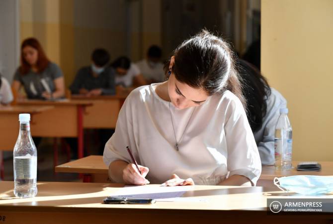 Դիմորդները կկարողանան միասնական քննություն հանձնել երկու անգամ
