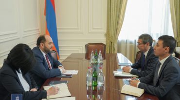 Արայիկ Հարությունյանն ընդունել է ՀՀ-ում Ղազախստանի դեսպան Բոլատ Իմանբաևին