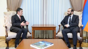 Միրզոյանն ու ԵԱՀԿ ՄԽ Ֆրանսիայի համանախագահը քննարկել են Փառուխ ադրբեջանական ԶՈւ ներխուժման հետևանքով ստեղծված իրավիճակը