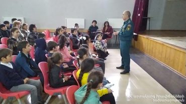 Վարքականոնների ուսուցում օդային տագնապ ազդանշանի դեպքում