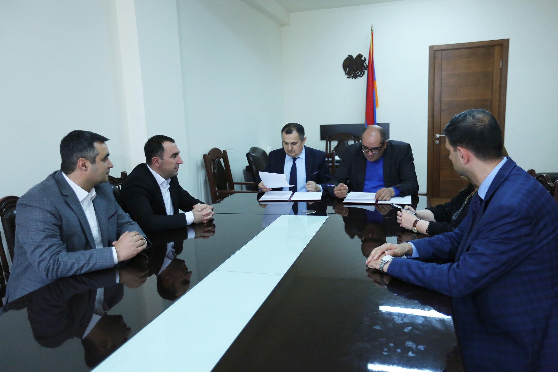 ԿԳՄՍՆ-ն և ՀԱՕԿ-ը համագործակցության հուշագիր են ստորագրել Փարիզի Օլիմպիական խաղերի նախապատրաստության վերաբերյալ