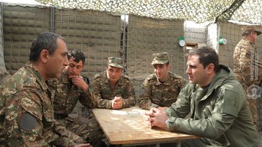 Սուրեն Պապիկյանն այցելել է առաջնագիծ