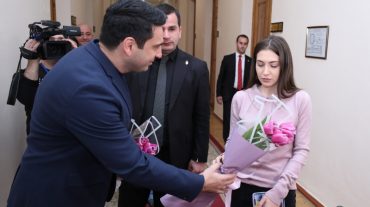 Կնոջ ներկայությունը գեղեցկացնում է աշխատանքային միջավայրը. Ալեն Սիմոնյան