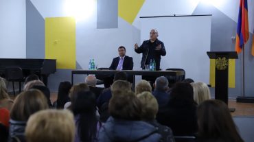 ԳԹԿ պատասխանատուները Շիրակի մարզի տնօրենների հետ հանդիպմանը քննարկել են ավարտական, պետական ընդունելության քննությունների կարգերում կատարված փոփոխությունները