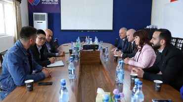 Շիրակի մարզպետը և չինական «Սինոհիդրո Քորփորեյշն» ընկերության ծրագրի ղեկավարը քննարկել են «Հյուսիս-հարավ» ճանապարհի՝ Լանջիկ-Գյումրի հատվածի շինարարության ընթացքին առնչվող հարցեր