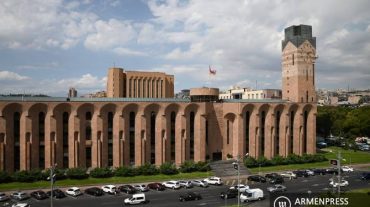 Աշակերտին գրքով հարվածած ուսուցչի նկատմամբ կիրառվել է կարգապահական տույժ