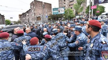 Բողոքի ակցիաների ընթացքում ժամը 14:00-ի դրությամբ բերման է ենթարկվել 48 անձ