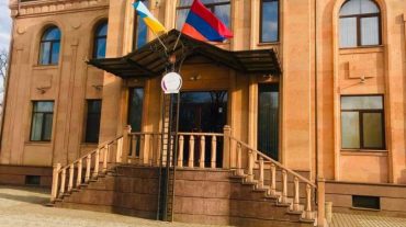 Ուկրաինայում Հայաստանի դեսպանությունը վերսկսել է բնականոն աշխատանքը Կիևում