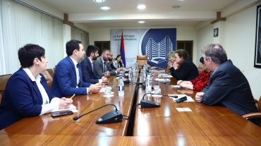 Վահան Քերոբյանն ընդունել է Համաշխարհային բանկի պատվիրակությանը