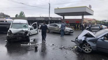 Վթար Բադալ Մուրադյան փողոցում. կան տուժածներ