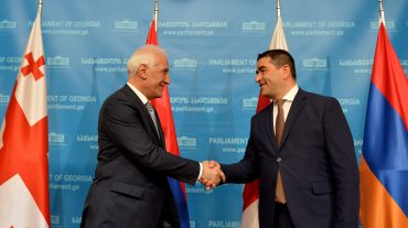 Նախագահ Վահագն Խաչատուրյանը հանդիպում է ունեցել Վրաստանի խորհրդարանի նախագահ Շալվա Պապուաշվիլիի հետ